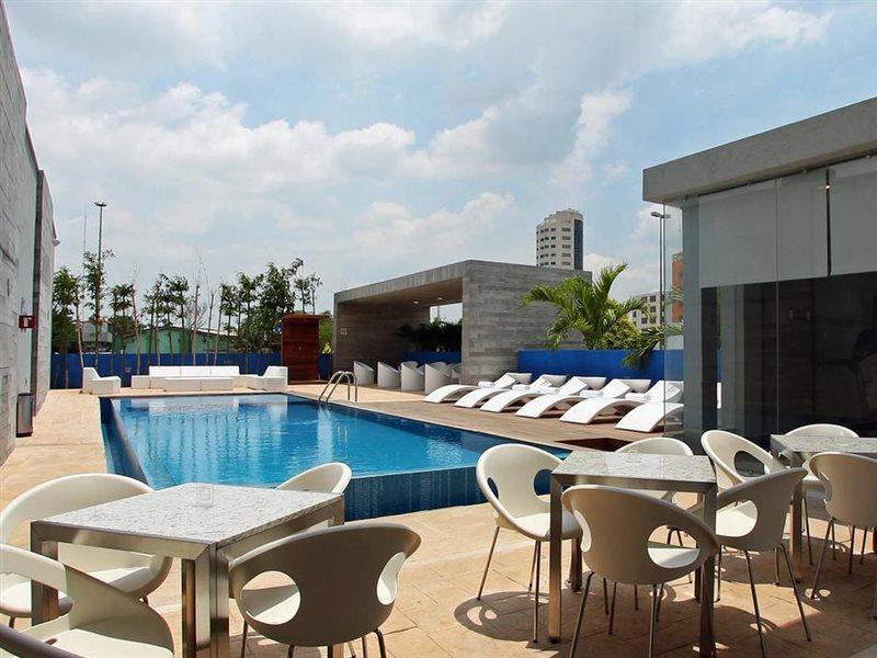 One Villahermosa 2000 Zewnętrze zdjęcie